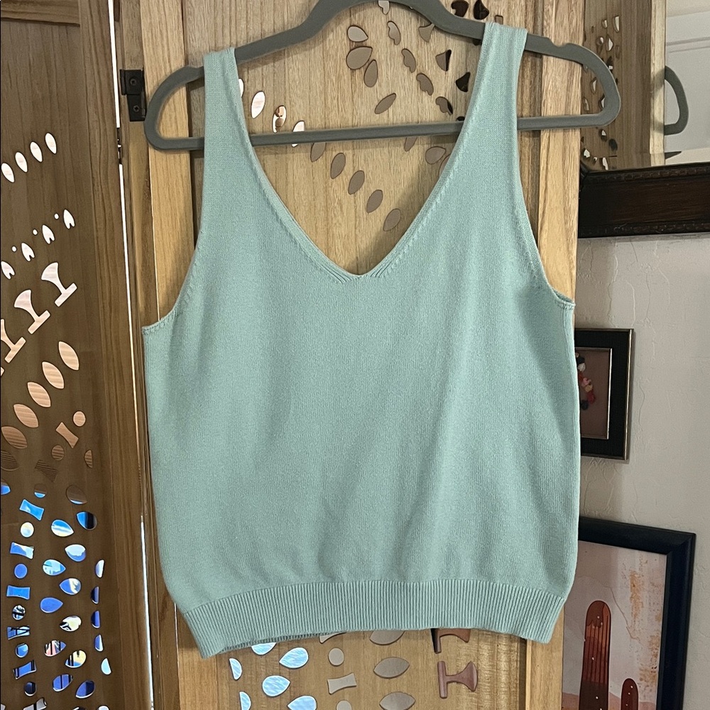 Mint Green Sleeveless Top - double v-neck
